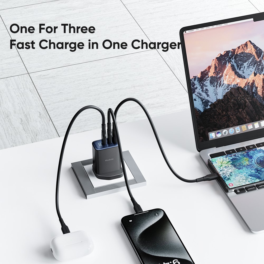 MCDODO CH-2170 30W 3-Port Digital Display Fast Charger (Dual Type-C+USB-A), UK Plug - Black - Image 4
